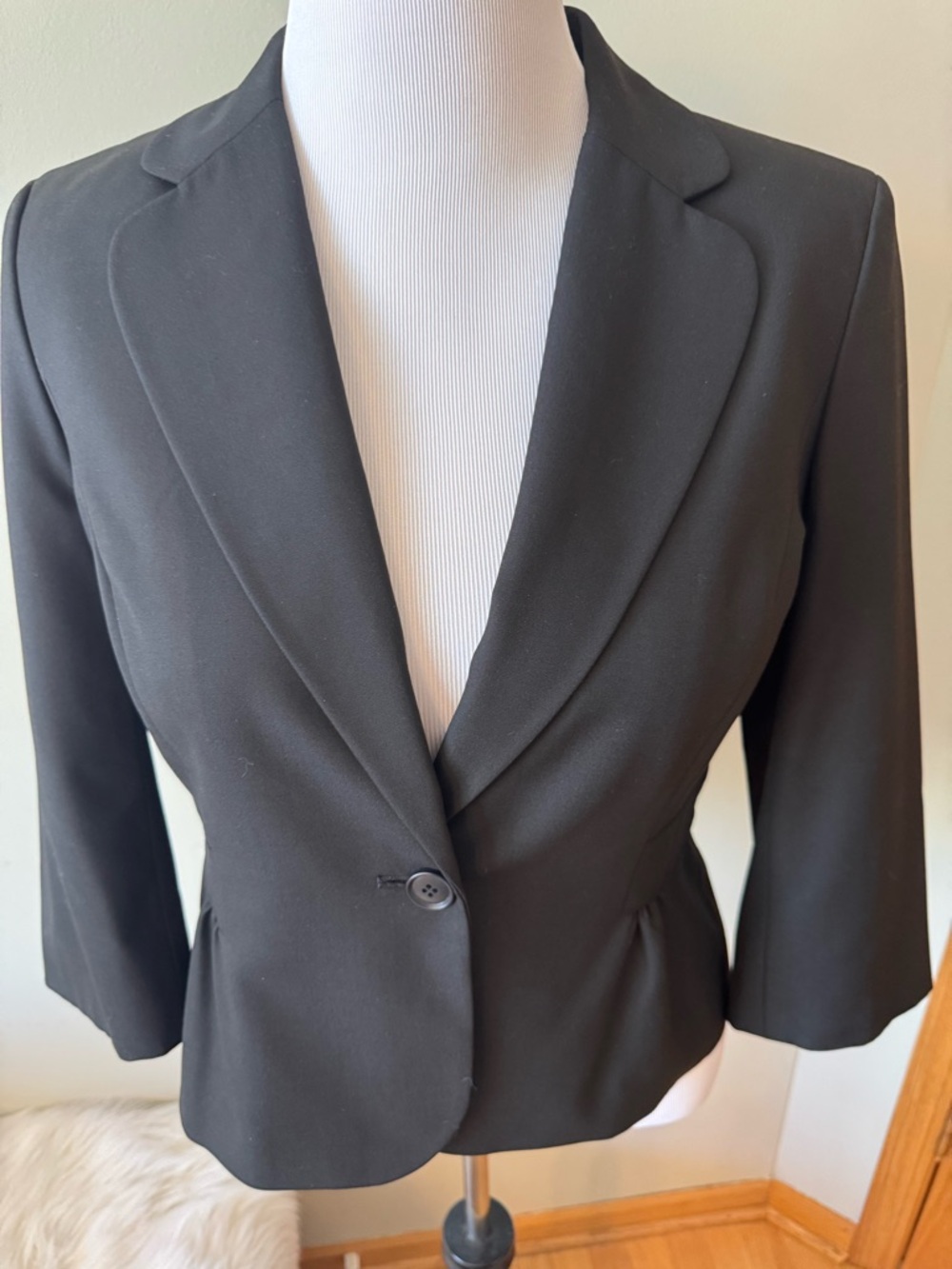 LOFT Black Women's Single-Button Tailored Blazer